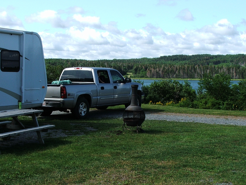 NFLD_drive_to_and-viking_settlement 220.jpg - truck overlooking bay